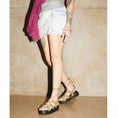 carregar imagem na visualização da galeria, GARDENIA-DR.-MARTENS-31738439-NARTILLA-SAVANNAH-TAN-3
