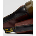 carregar imagem na visualização da galeria, GARDENIA-DR.MARTENS-26906201-1460-BROWN_BLACK-2
