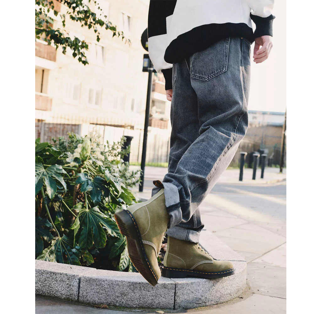 GARDENIA-DR.MARTENS-31695357-1460-MUTEDOLIVE-1