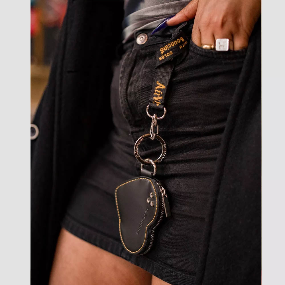 LEATHER HEART SHAPED KEY RING PURSE