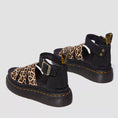 carregar imagem na visualização da galeria, GARDENIA-DR.MARTENS-41794960-CLARISSAIIQUAD-LIGHTTAN_BLACK-4
