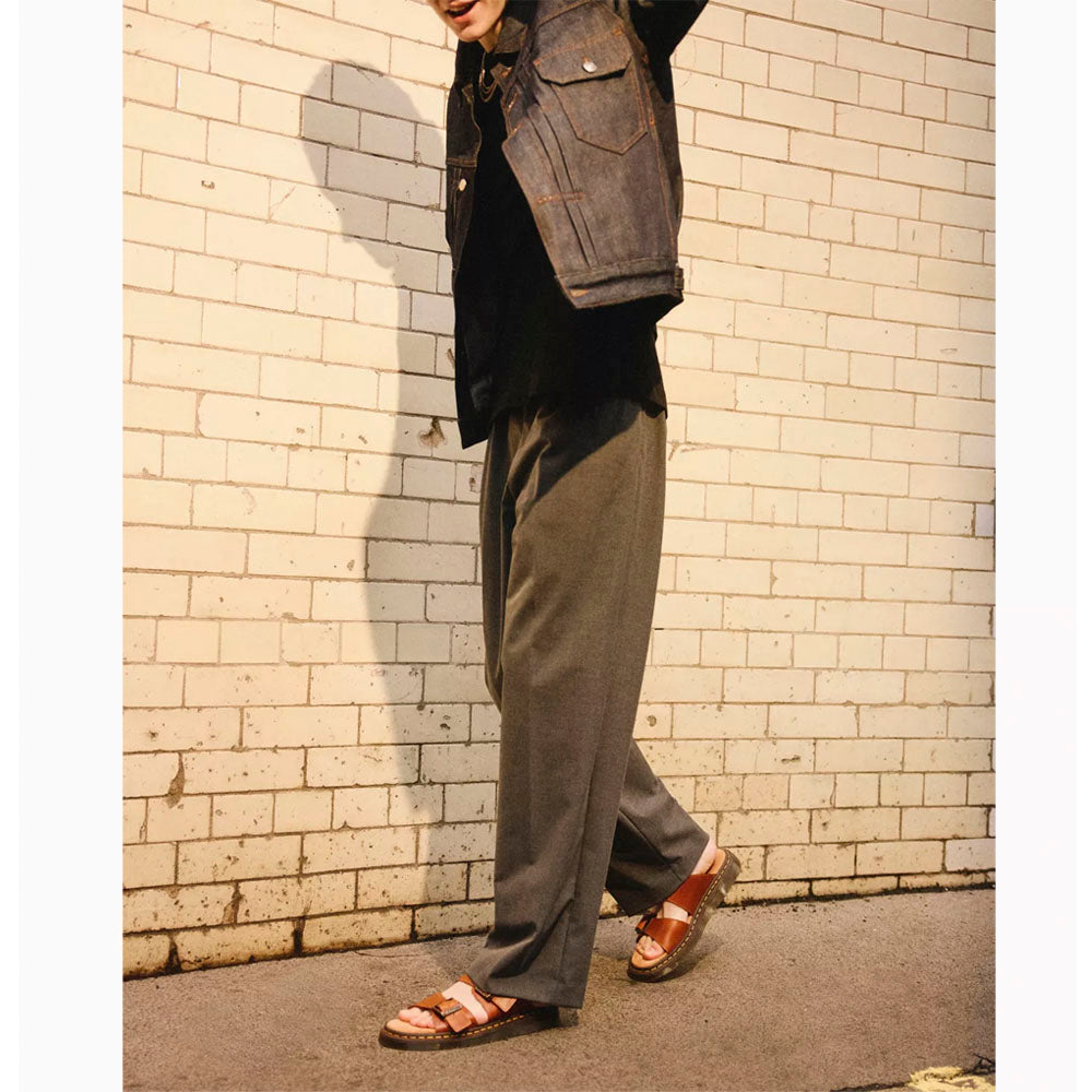 GARDENIA-DR.MARTENS_31573239_JOSEF_OAKANALINE-1