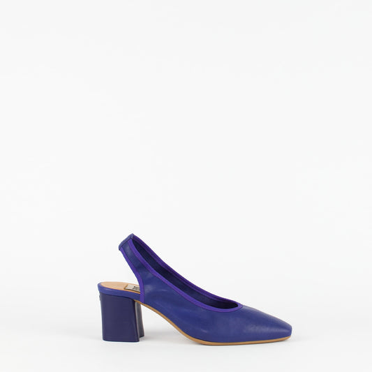 CATNESS / LT BLUE KLEIN