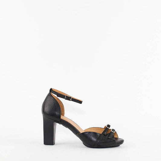 HENRIETTE / BLACK+BLACK