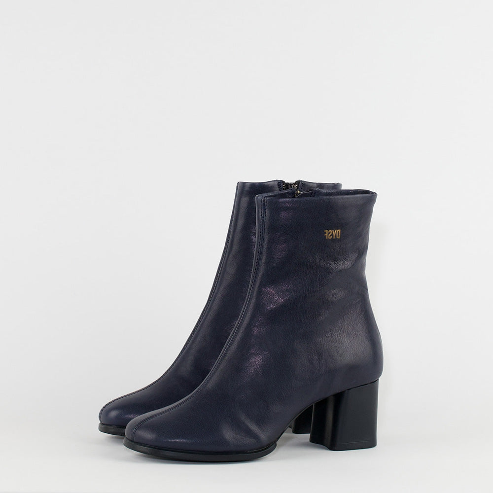 IORIE 1.0 / LOTUS BLUE NAVY 0437
