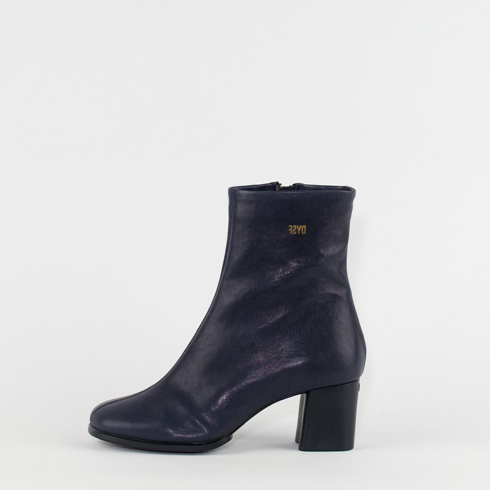 IORIE 1.0 / LOTUS BLUE NAVY 0437