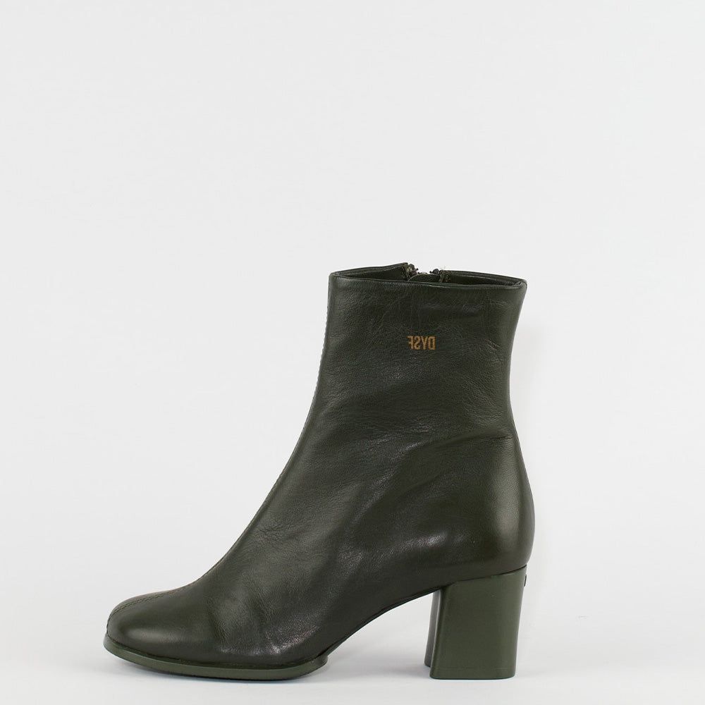 IORIE 1.0 / LOTUS GREEN 3721