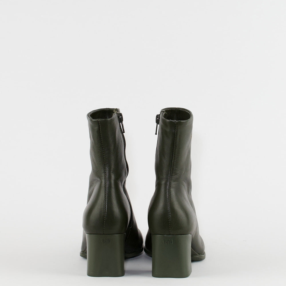 IORIE 1.0 / LOTUS GREEN 3721
