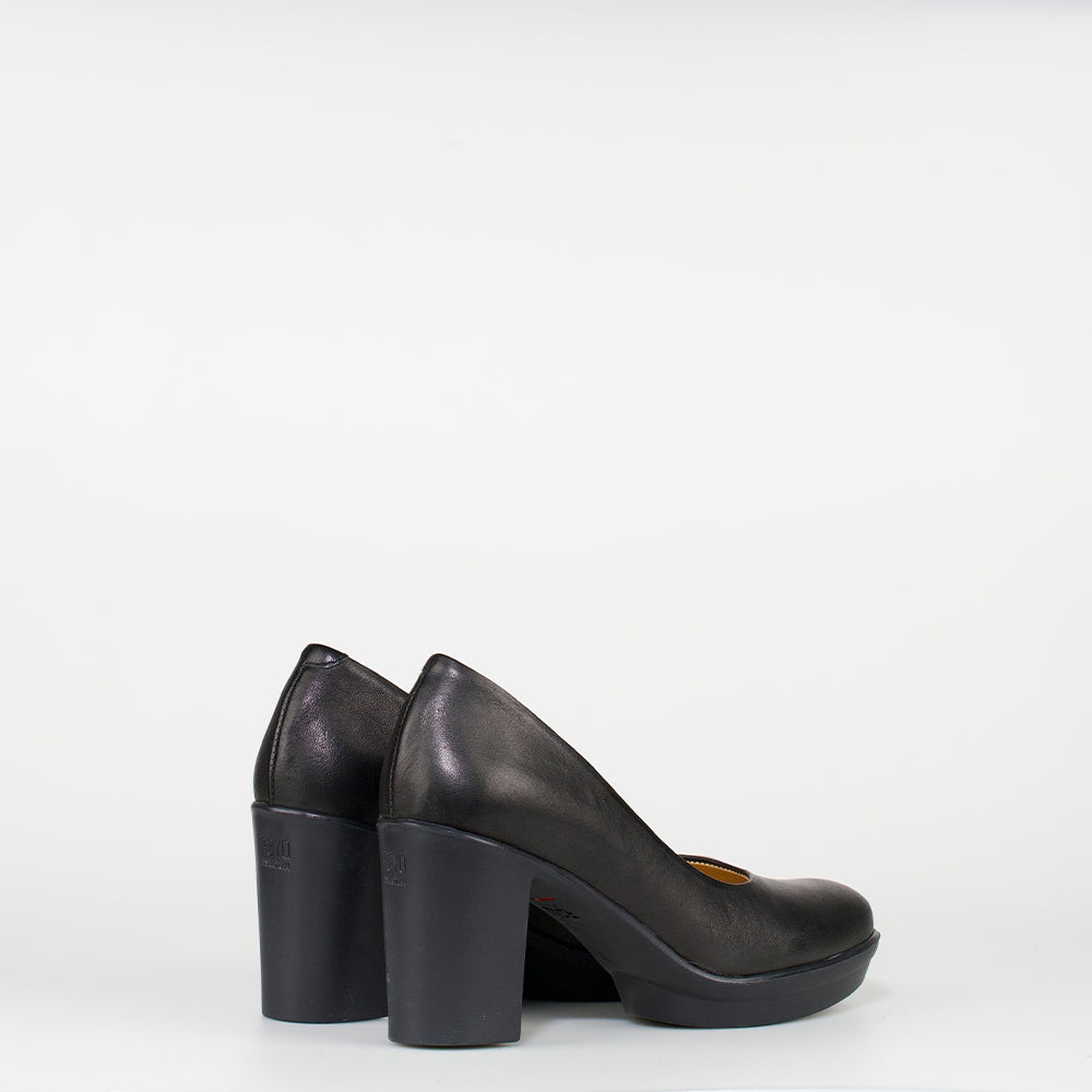 ISOLEE10.0 / RM BLACK