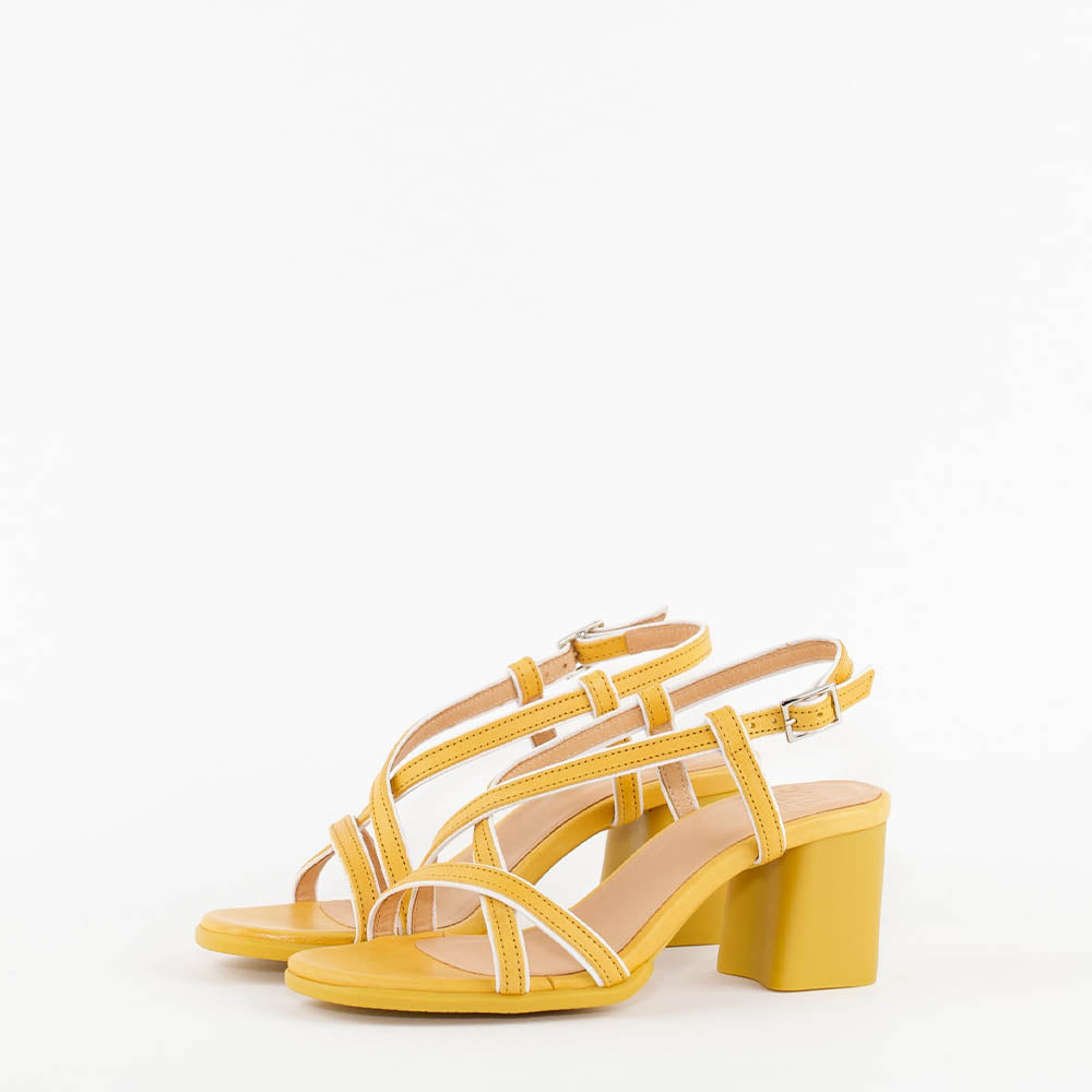 KUMA / YELLOW