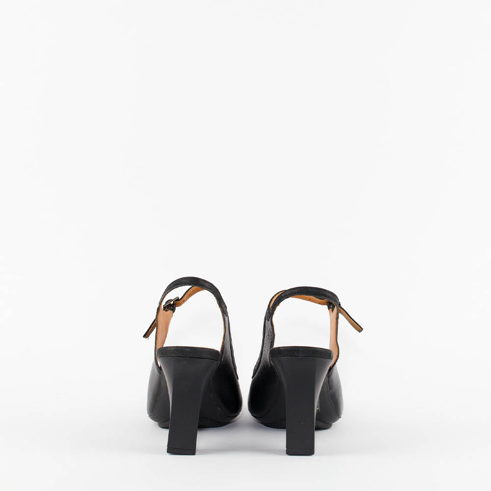 SOLEA / BLACK+BLACK