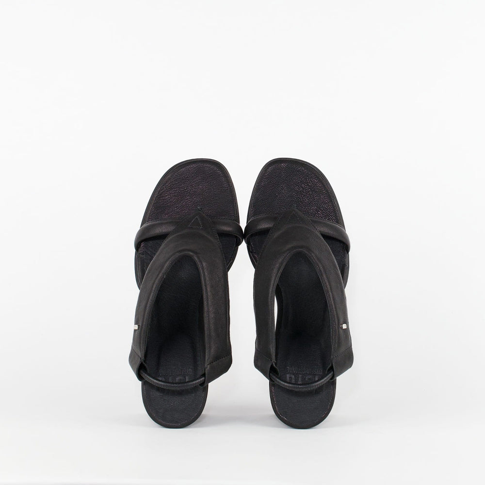 TSALI / ROMA BLACK