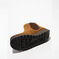 Load image into Gallery viewer, GARDENIA-FLY-LONDON-P143195095-SALV-TABACCO-3
