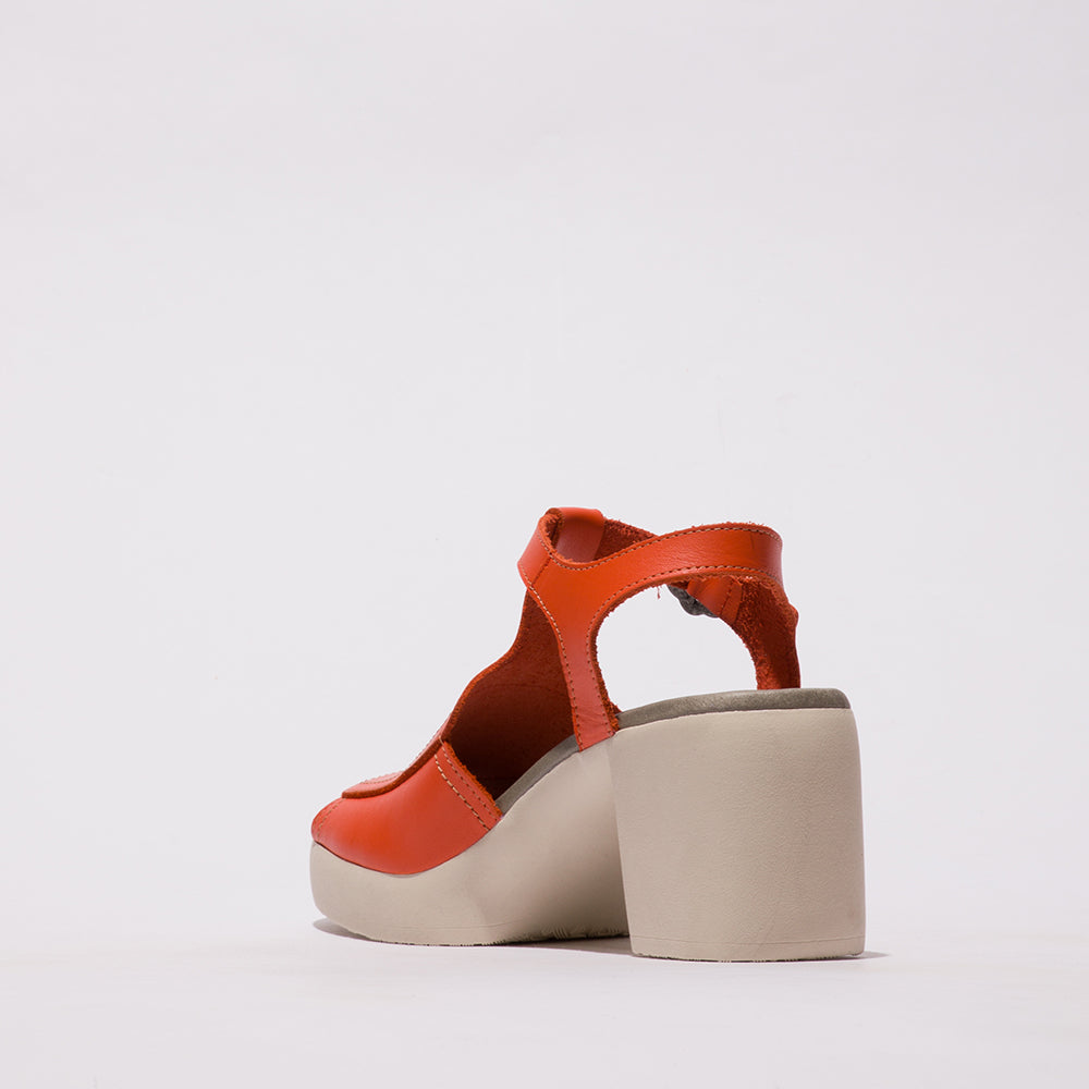 FLIG / SCARLET