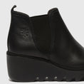 Load image into Gallery viewer, GARDENIA-FLY-LONDON-P501349010-BYNE-BLACK-2
