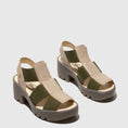 Load image into Gallery viewer, TEEV / TAUPE+KHAKI
