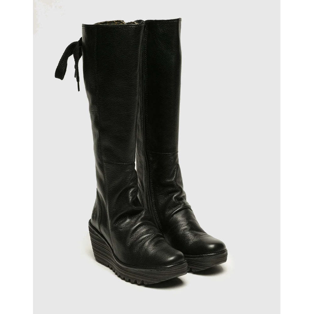 YUST / BLACK
