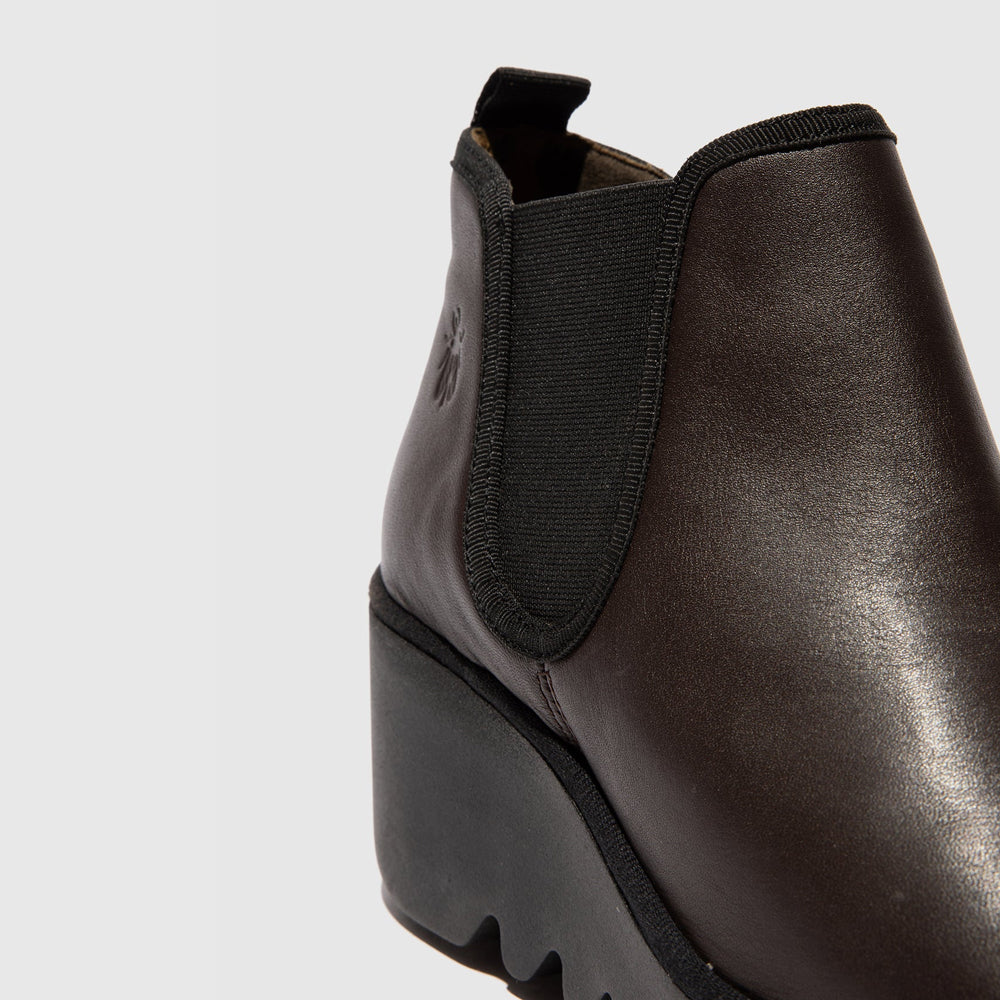 BYNE / DK. BROWN