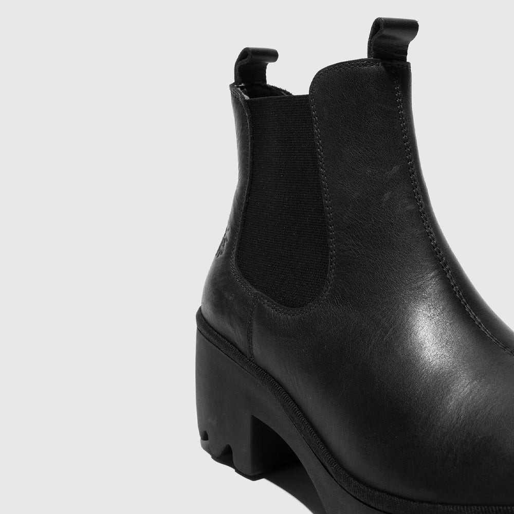 TRIG / ALL BLACK
