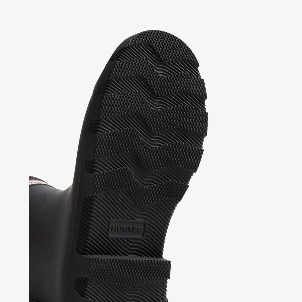 DOWNPOUR SHORT / BLACK