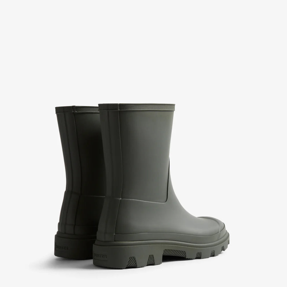 GARDENIA-HUNTER-FRU0002251-DOWNPOUR-SHORT-DARKOLIVE-2