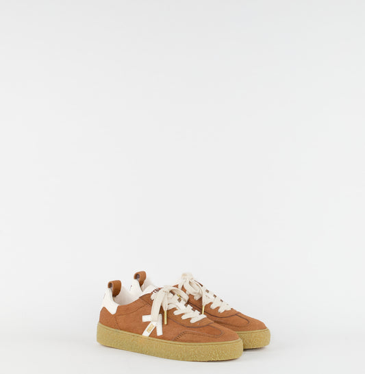 OLHAMAR PY / CAMEL