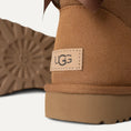 carregar imagem na visualização da galeria, W MINI BAILEY BOW II / CHESTNUT
