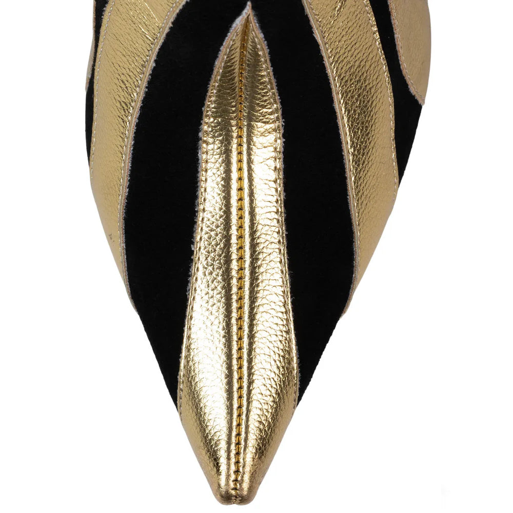 JCUNTAMED / BLACK+GOLD