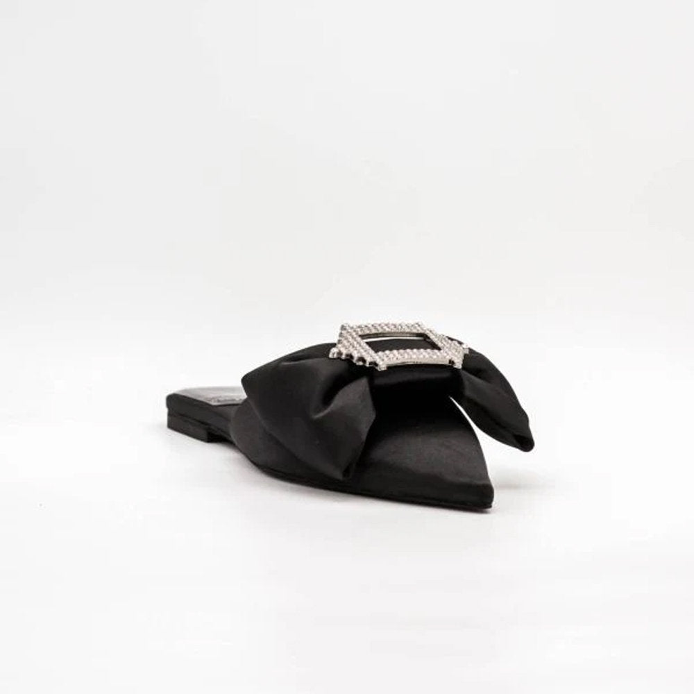 SIT-PRETTY / BLACK-SILVER