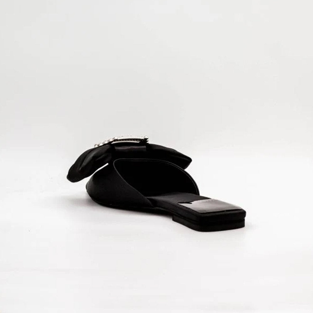 SIT-PRETTY / BLACK-SILVER