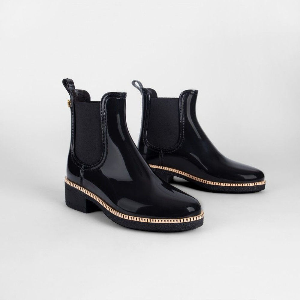 AVA 01 / BLACK