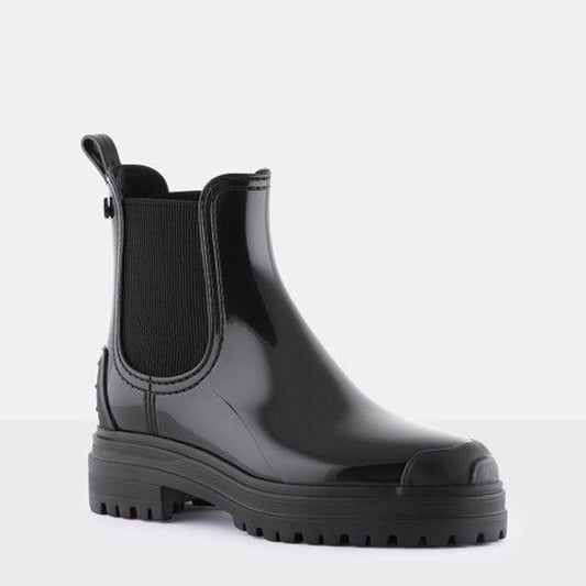STROLLER 01 / BLACK