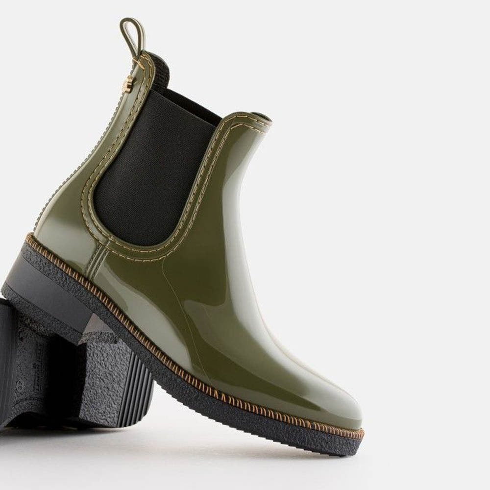 WILLA 03 / VERDE MILITAR
