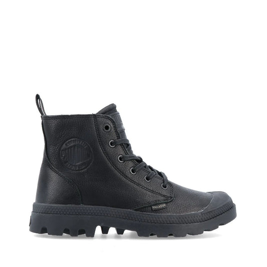 PAMPA HI ZIP LTH ESS / BLACK