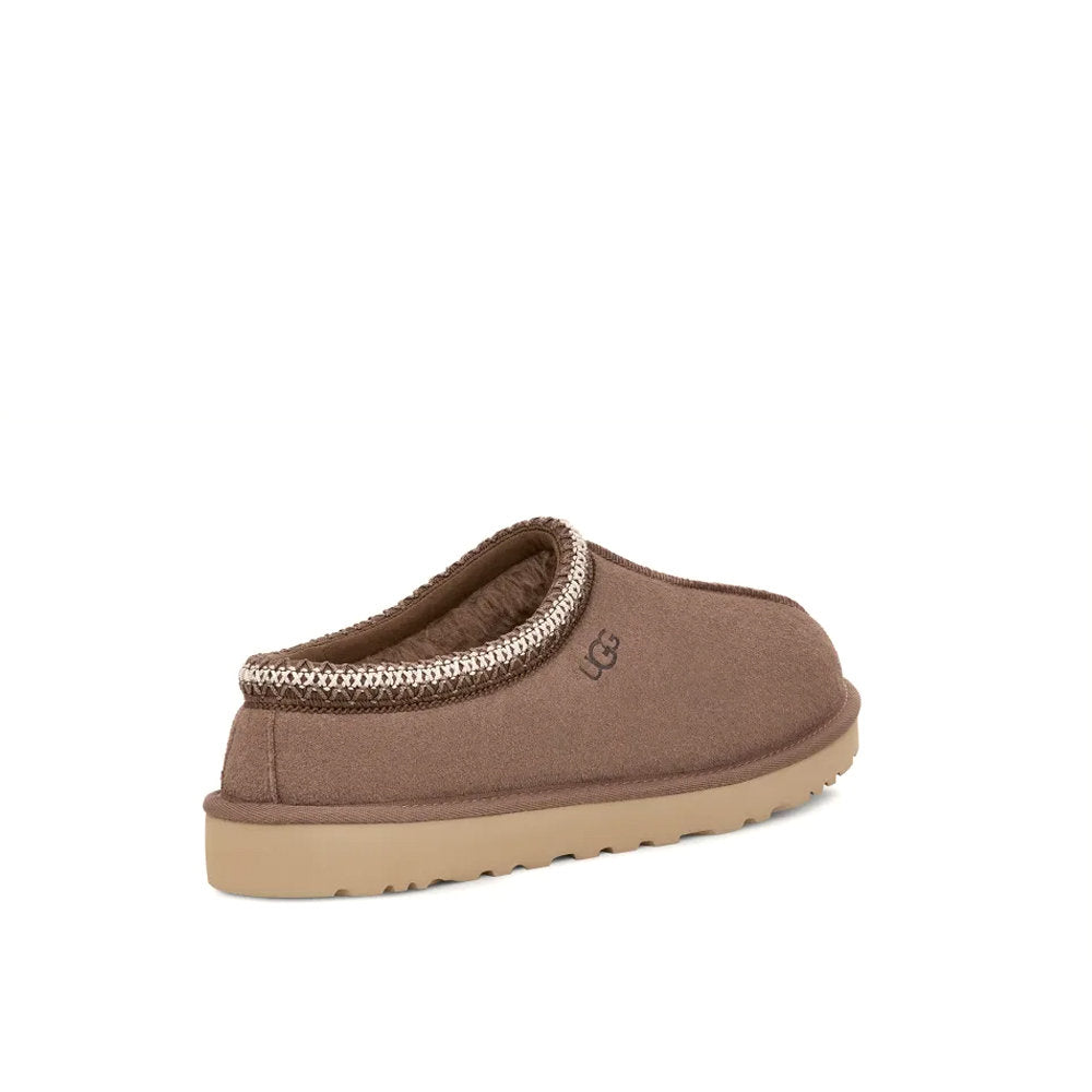 M TASMAN / CARIBOU